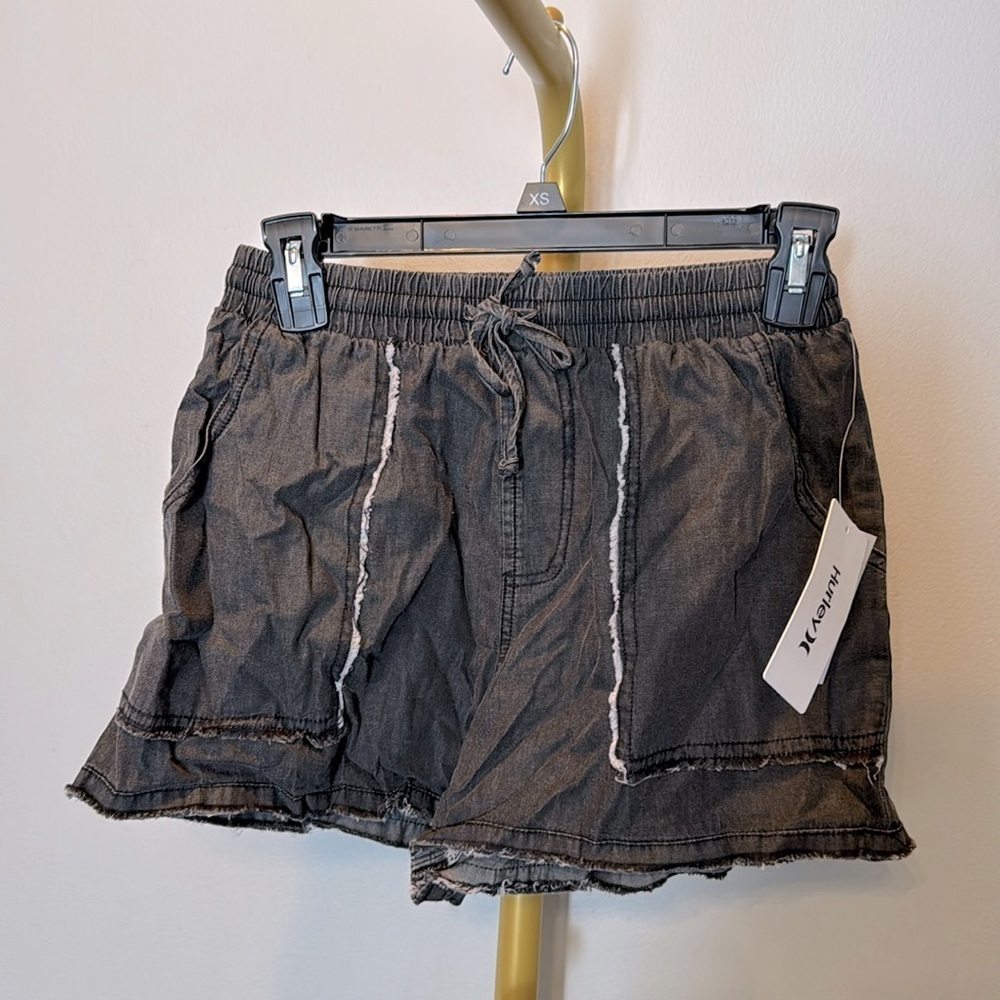 Hurley black lightweight cotton distressed shorts NWT L